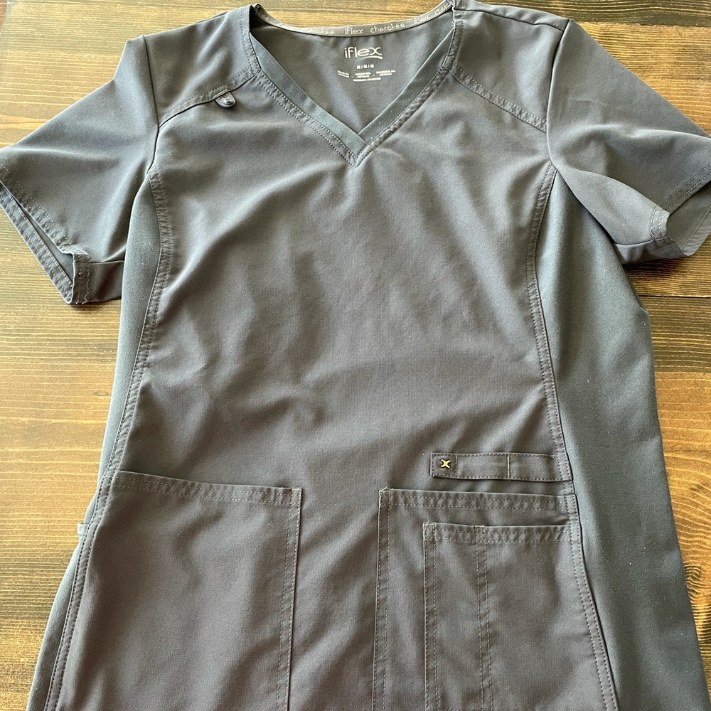 Scrub top